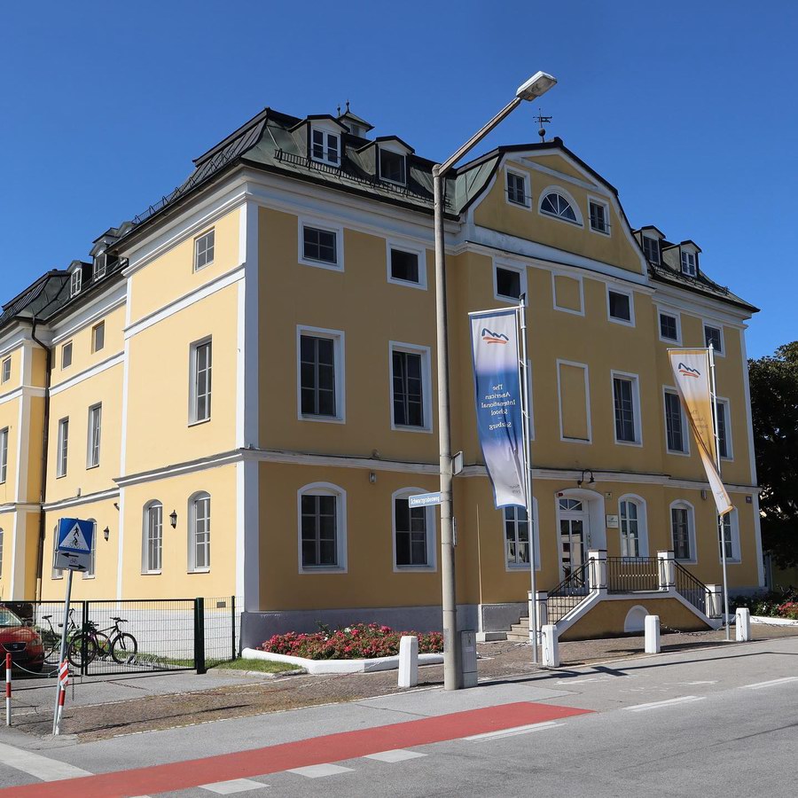 Школа AIS-Salzburg