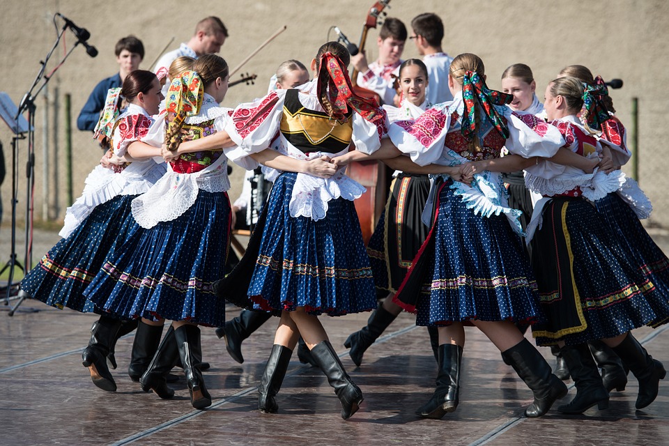 Фольклорные танцы в Словакии