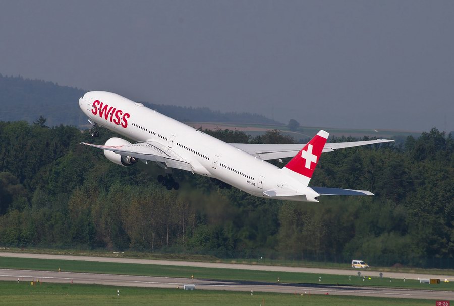 Самолёт Swiss Airlines