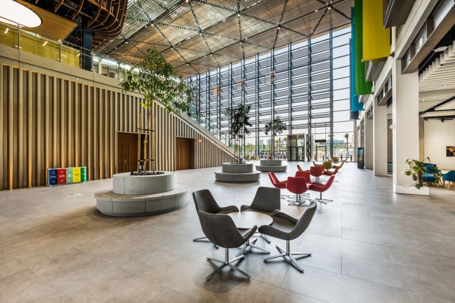 Атриум University of Birmingham Dubai
