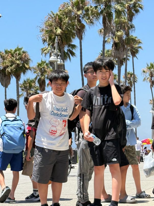 Студенты California Language Academy в Лос-Анджелесе